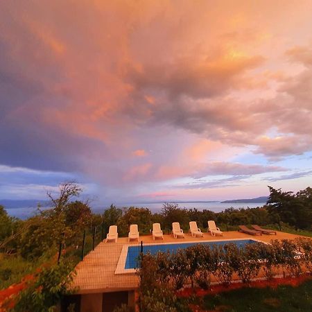 Apartments Nika With Swimming Pool And Beautiful Sea View Dobreć Zewnętrze zdjęcie