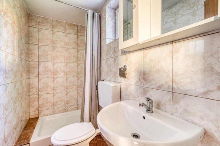 Apartments Nika With Swimming Pool And Beautiful Sea View Dobreć Zewnętrze zdjęcie