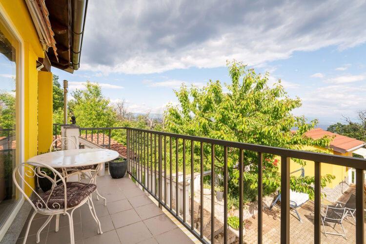 Apartments Nika With Swimming Pool And Beautiful Sea View Dobreć Zewnętrze zdjęcie