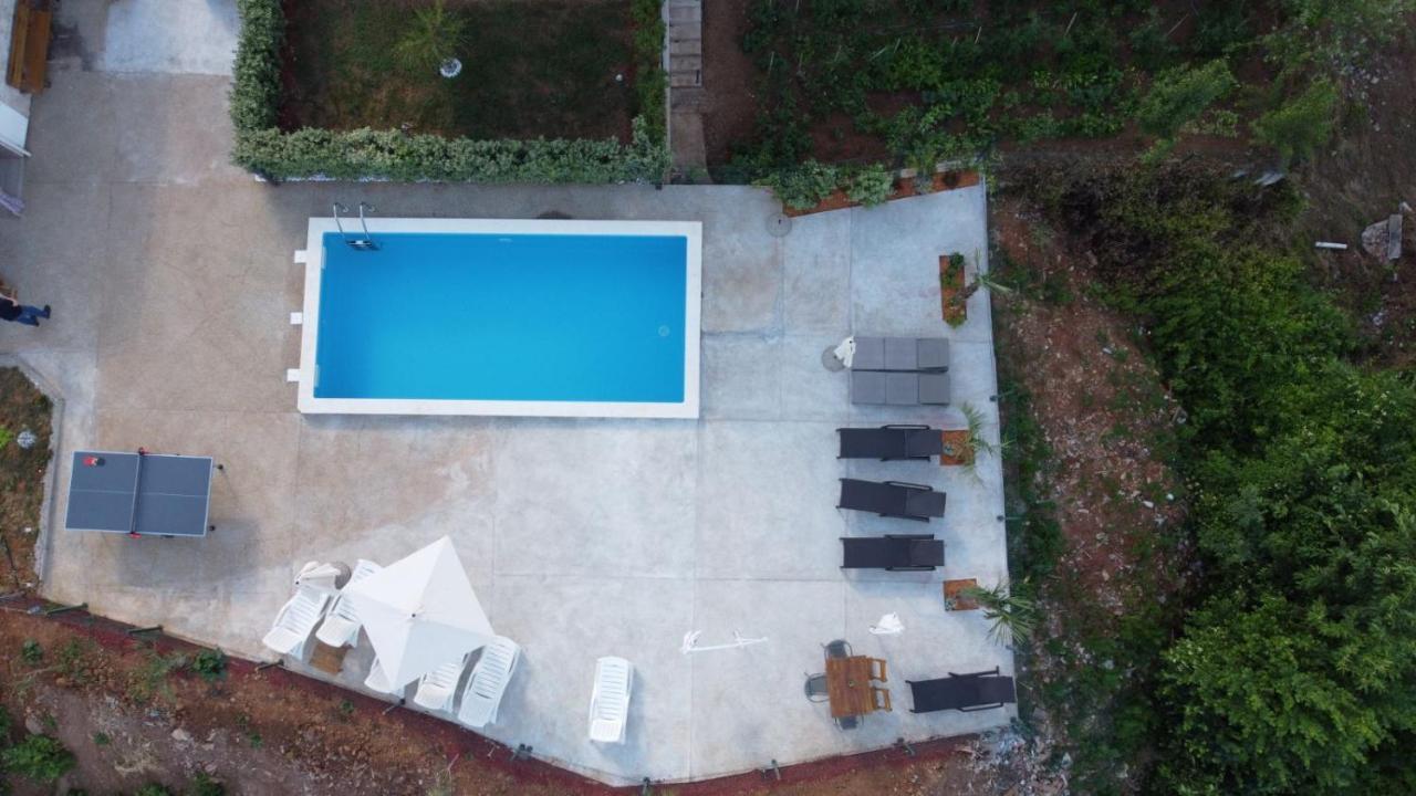 Apartments Nika With Swimming Pool And Beautiful Sea View Dobreć Zewnętrze zdjęcie
